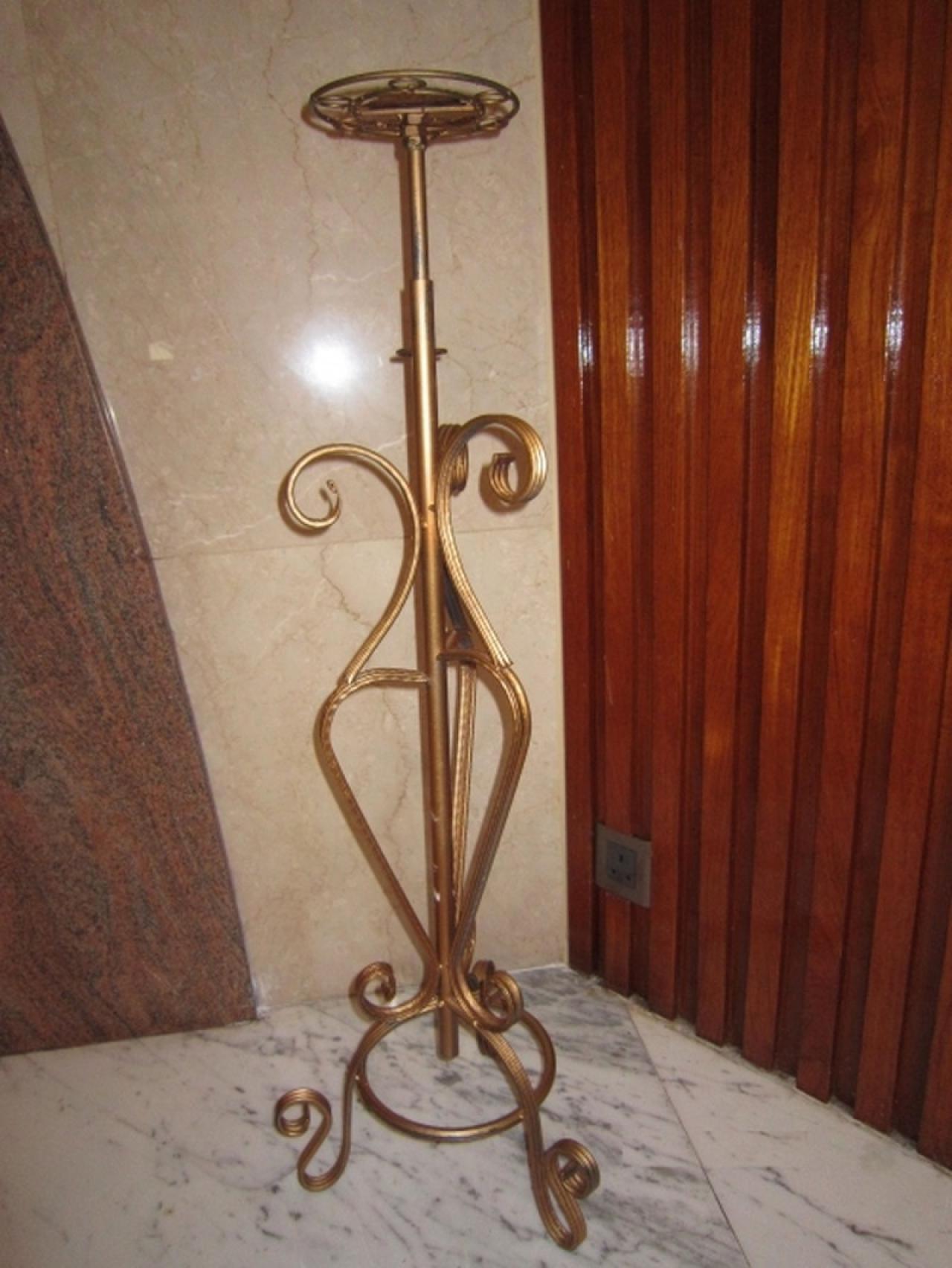 花架(放花前)圓座直徑16CM